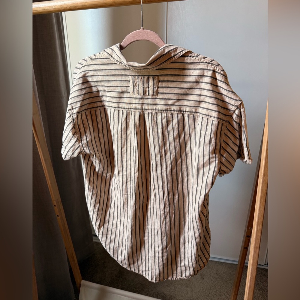 We The Free Beige and Black Striped Casual Shirt - Picture 4 of 4